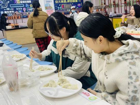 图示, 示意图
中度可信度描述已自动生成:ver1